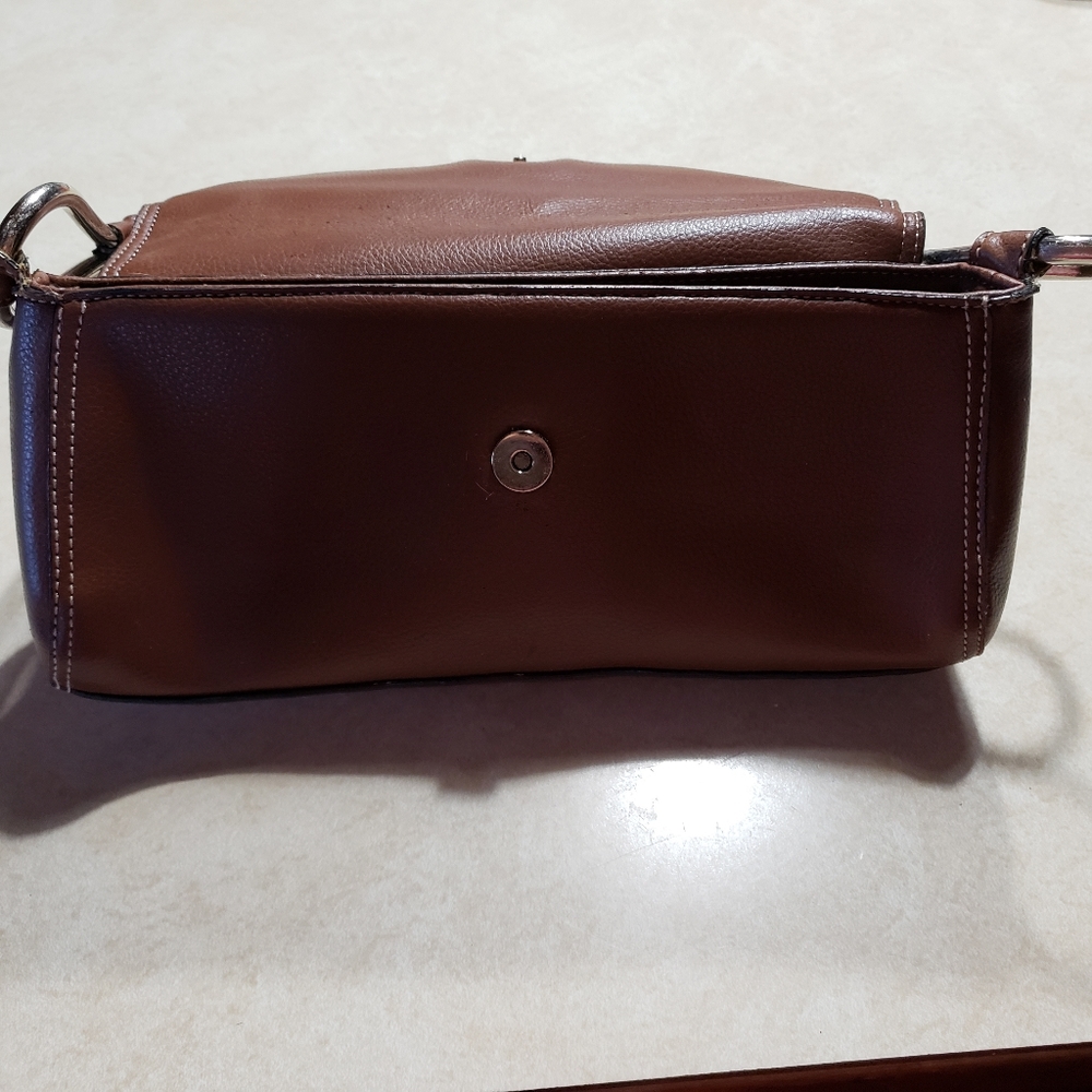 Prada - Picture 5 of 5